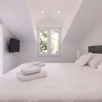 Paradise House سبليت