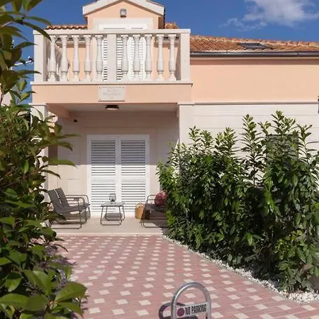 Paradise House * Split