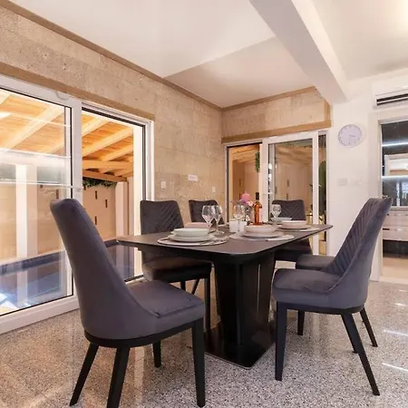 Daire Paradise House *