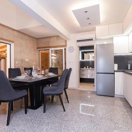 Διαμέρισμα Paradise House *